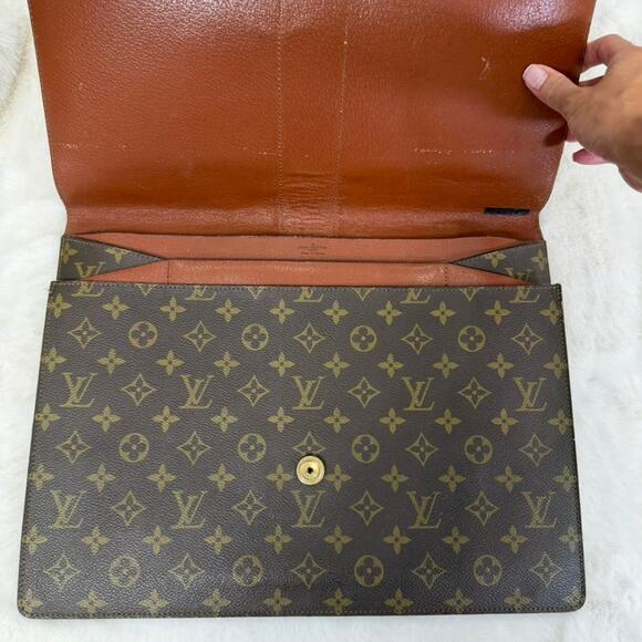Louis Vuitton Rare Vintage Monogram Lena Portfolio Clutch - Picture 3 of 8